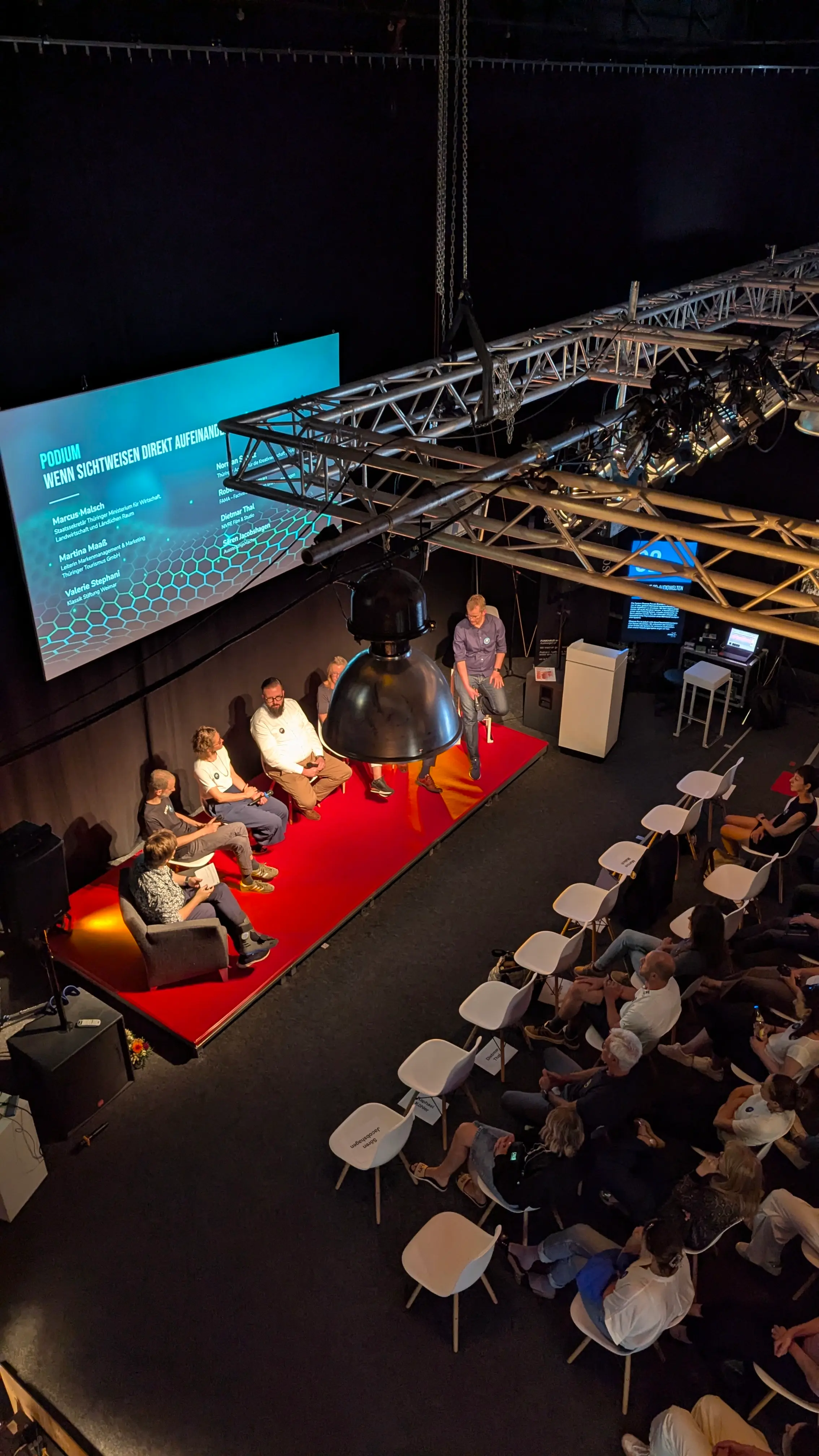 Projektvorstellung und Technologiedialog im Nivre Studio
