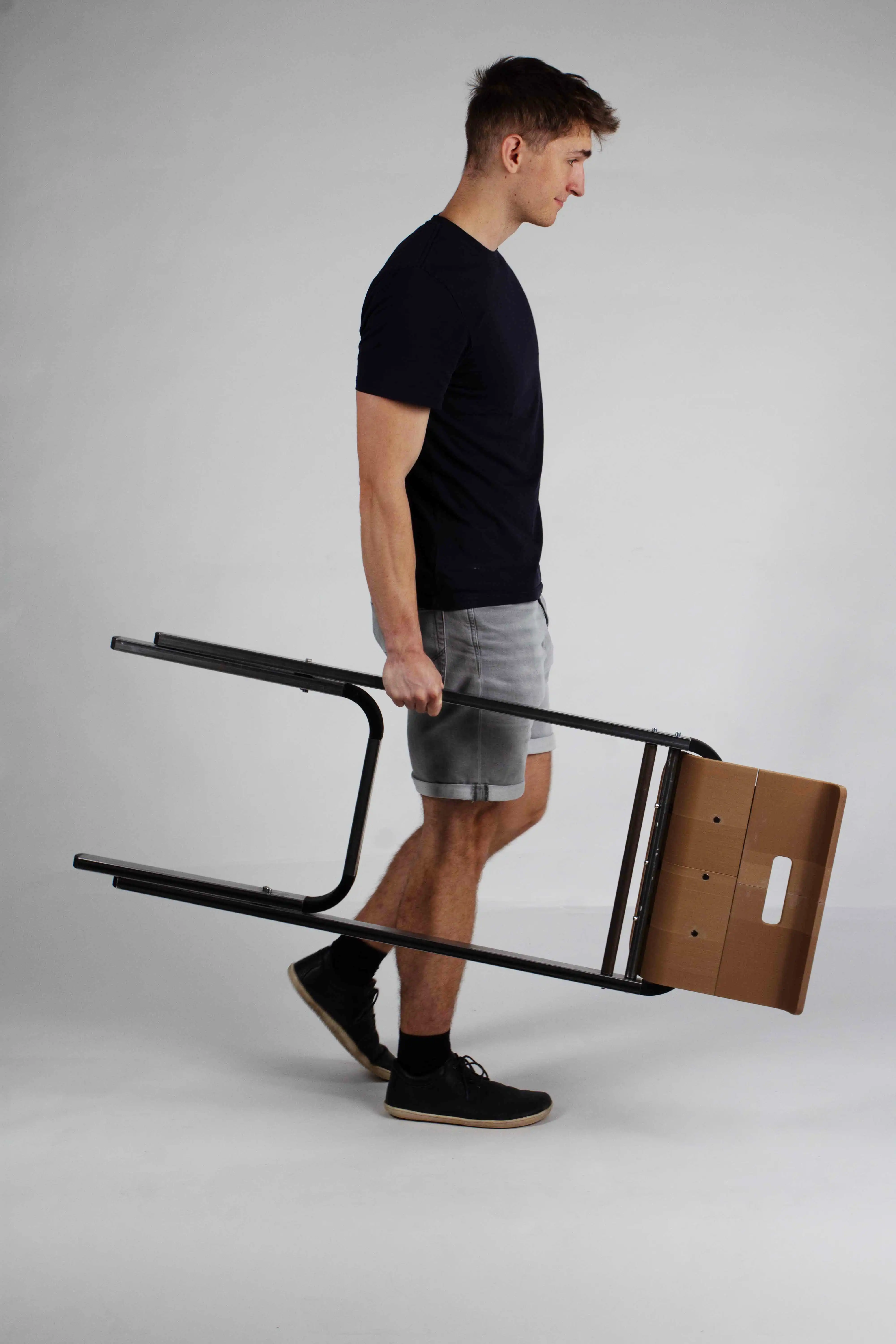 Klappsequenz Schritt 3: Ergonomischer, flacher Transport